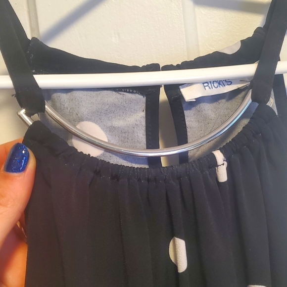 Halter blouse - Picture 4 of 4